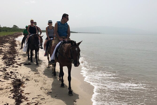 Horseback “SPECIAL”- Negril’s Beach Ride N’ Swim with Free photos/videos - Free photos and videos: how to get the most out of them
