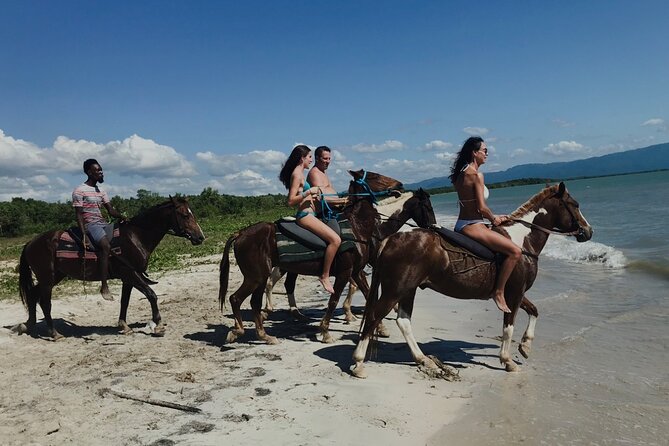 Horseback “SPECIAL”- Negril’s Beach Ride N’ Swim with Free photos/videos - Small-group comfort and horse temperament