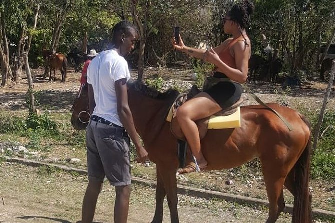 Hour Horseback Riding Guided Tour from Runaway Bay - Horses chosen for you, not the other way around