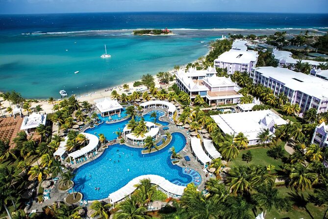 Hyatt Zillara or Ziva Rose Hall private Transfers - Who This Private Transfer Is Best For
