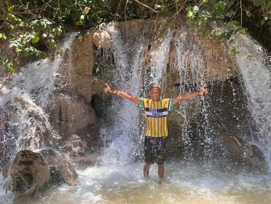 Jamaica Dunn's River Falls guided tour from Ocho Rios hotels - At the falls: what a guided 3-hour flow feels like in real life