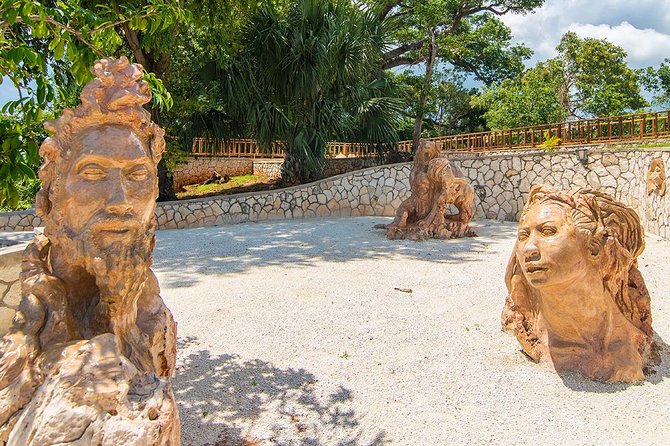 Jamaica Giants sculpture park, art galleries - Key things you’ll notice at Jamaica Giants