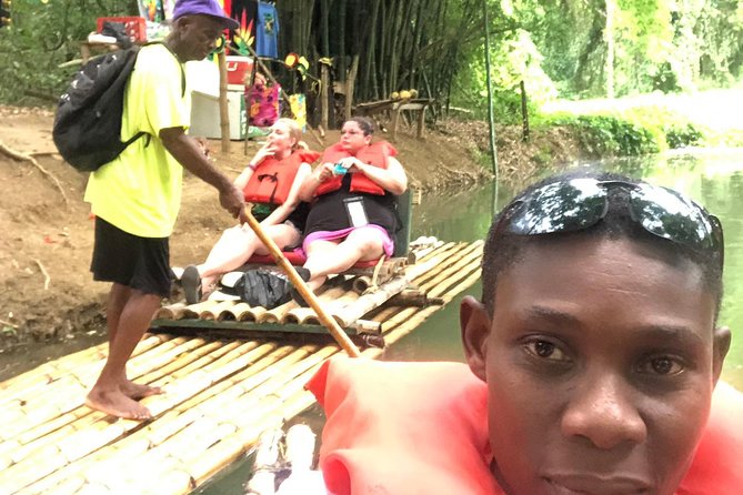 Jamaica Martha Brae River Rafting/Dunn’s River Falls Private Tour - Lunch and Shopping Stops: Where the Private Format Shines