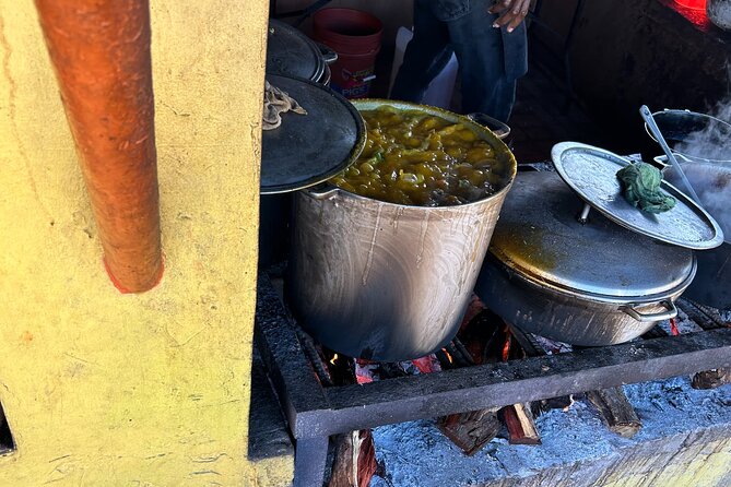 Jamaican Countryside Food Tasting Tour from Montego Bay - Stop 1: Arawak’s Rest Stop and the comfort-food starter you want