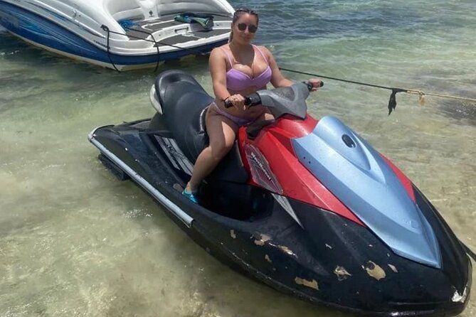 Jet Ski/ Parasailig Water Activity in Montego Bay Jamaica. - Hotel pickup, private transportation, and who the tour is actually for