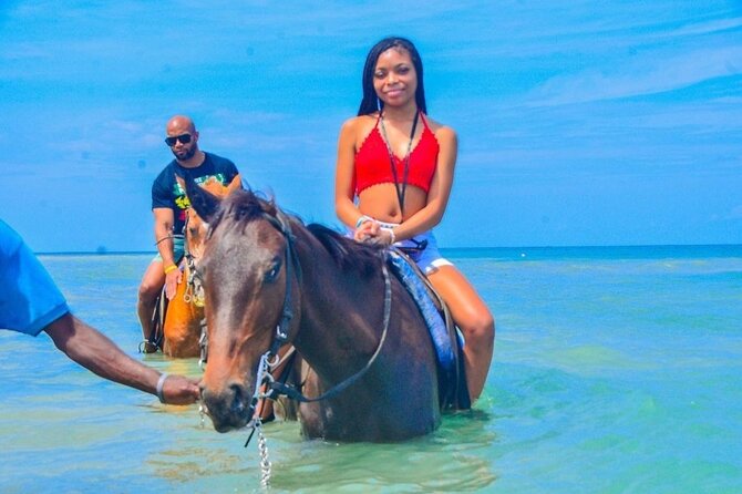 Kennedy's Horseback riding, Blue Hole and Secret Falls from Montego Bay - The Ocho Rios craft market stop: shopping without the rush