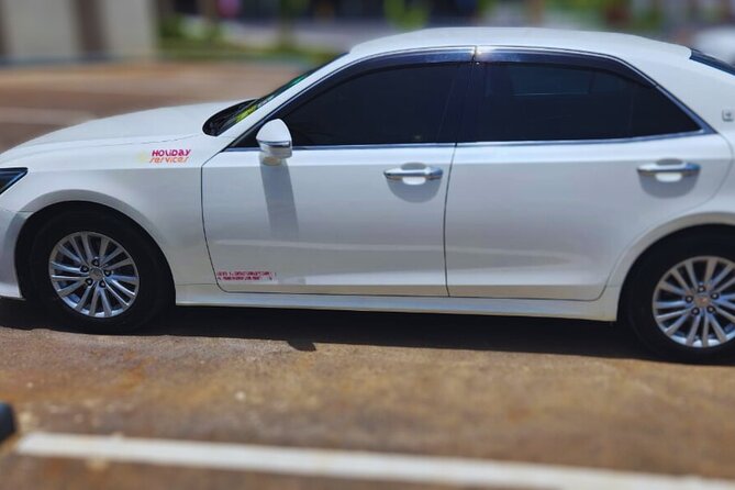 Kingston Airport Private Car to all hotels islandwide 1-3 pax - Kingston Airport To Your Hotel: Fast Start, No Taxi Hunt