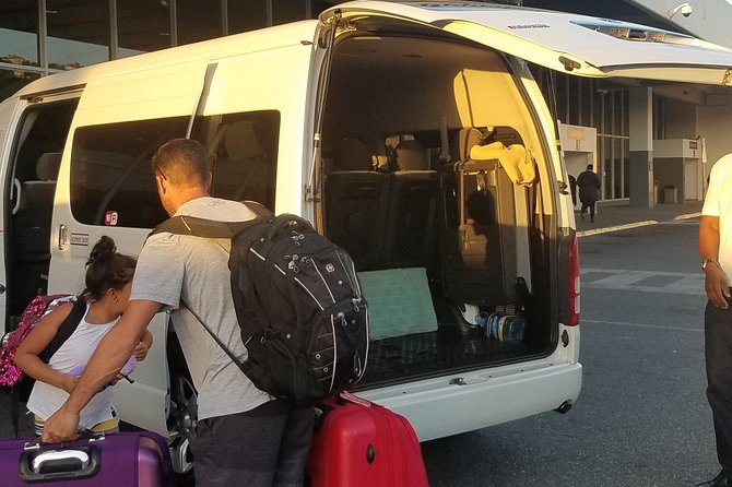 Kingston Round Trip Airport Transfers to Ocho Rios - The Return Ride Back to Norman Manley