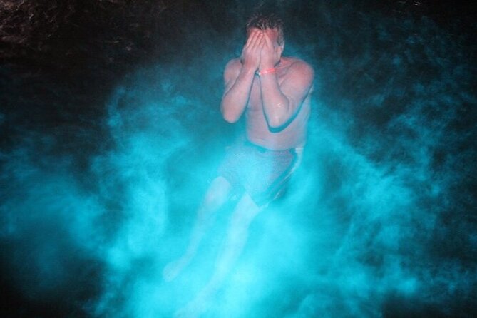Luminous lagoon Night Tour Montego Bay - Boarding the Boats: Safety and Local Spot-Calling