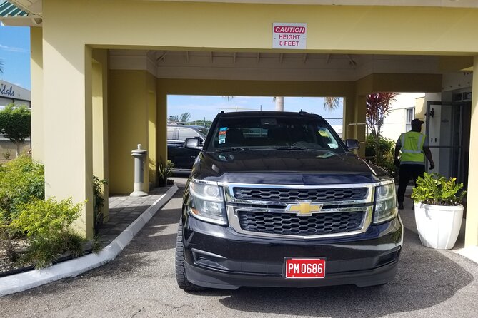 Luxury MBJ Airport Transfer to Montego Bay Hotels - Arriving at Club Mobay at Sangster International Airport