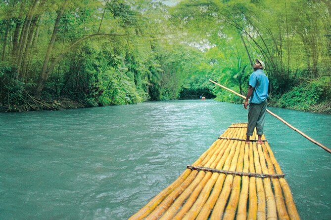 Martha Brae Bamboo Rafting Experience From Montego Bay - Coconut or Red Stripe: the small refreshment that changes the mood