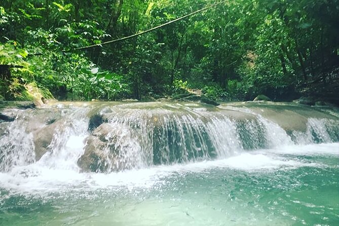 Mayfield Falls Tour with Lunch, drink, Entry & Transp(Original) - Cross-river safety and why the guide matters more than you think