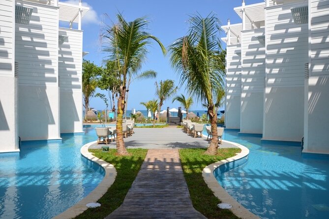 MBJ Airport Private Transfers to any Negril Hotels - Driver vibe matters, and the service leans into it