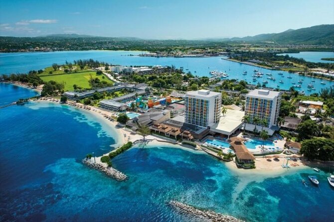 Montego Bay Airport Private Transfers to any Montego Bay Hotels - Drive through Montego Bay: what you should expect during the ride