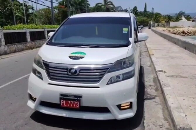 Montego Bay Airport Transfer to Ocean Eden Bay and Coral Spring - Meeting Your Driver With a Major One Sign (and Why It Saves Time)