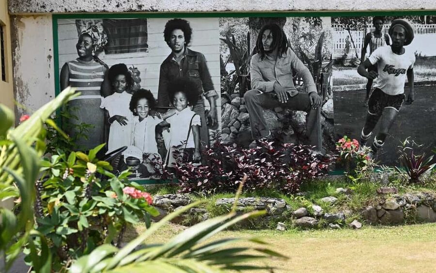 Montego Bay: Bob Marley Tour to 9 Mile, St. Ann - 9 Mile village: the formative-year feeling