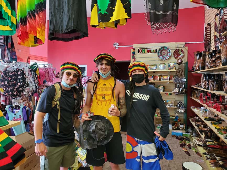 Montego Bay: City Highlights and Souvenir Shopping Tour - Local Craft Market Finds, Handicrafts and Straw Merchandise