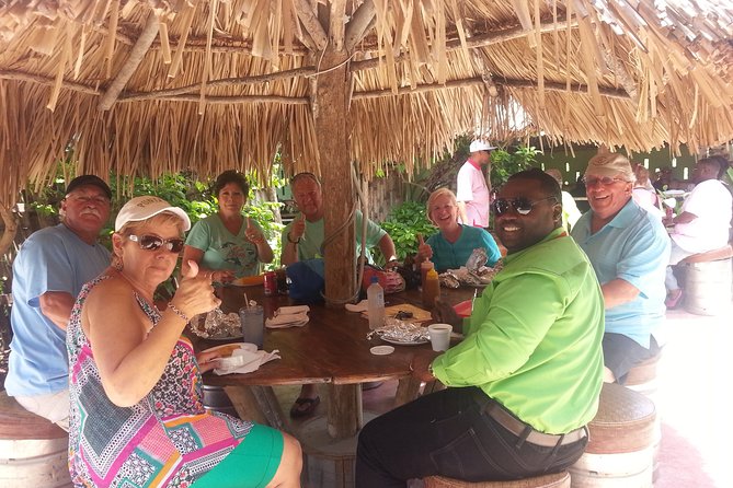 Montego Bay Highlights Tour from Montego Bay - Montego Bay Orientation: Neighborhoods, Views, and the Hip Strip