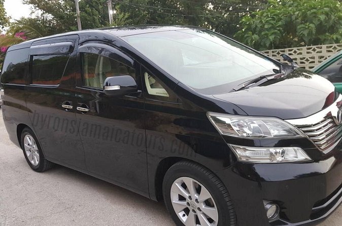 Montego Bay Hotels Airport Private Transfer - One-Way vs Round-Trip: What You Gain by Planning Both Legs