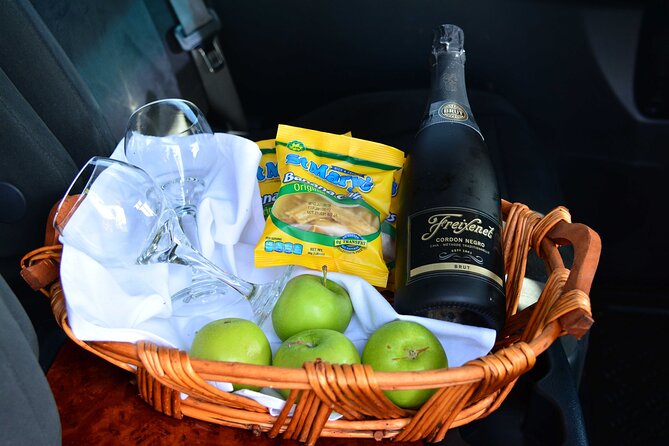 Montego Bay Hotels Private Transfer To & From MBJ Airport - On the road: what the 20 to 30 minute ride feels like