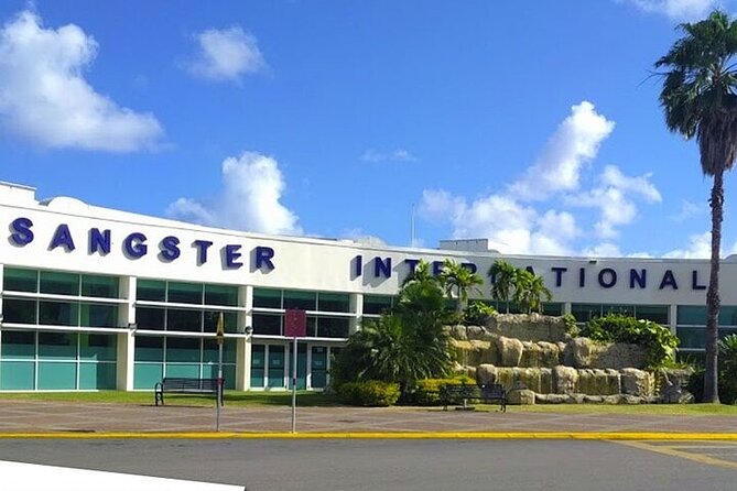 Montego Bay Jamaica Airport Transfer to Hotels in Montego Bay - Drop-Off Done Right: Getting to the Right Entrance, Not Just a Street Corner