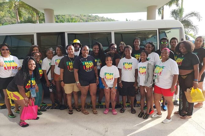 Montego Bay Jamaica MBJ Airport Transfer to Hotels in Montego Bay - How you avoid taxi chaos and still keep your privacy