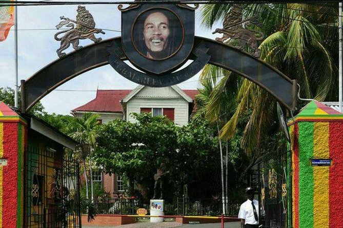 Montego Bay Jamaica Private Tour to Bob Marley Museum Kingston - Reggae roots from Montego Bay to Kingston, without the hassle