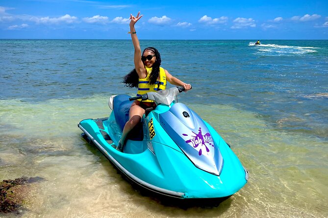 Montego Bay Jet Ski and Parasailing Combo or Single with Pickup - The Beach Meeting Area: Fun on Land, Too