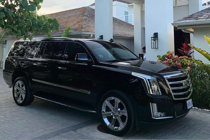 Montego Bay, Negril, Ocho Rios Areas Private Luxury Transfer - The Luxury Vehicle Ride: Comfortable, Air-Conditioned, and Private