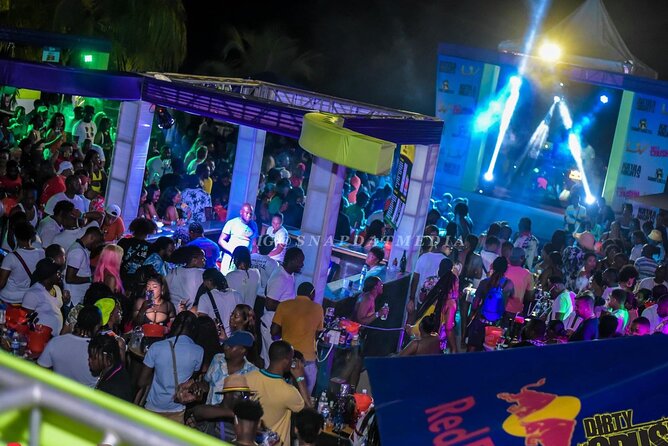 Montego Bay Night Life & Clubbing l Pier 1, Lounge 27/27 l Taboo - Comfort between clubs: air-conditioned rides that save your night