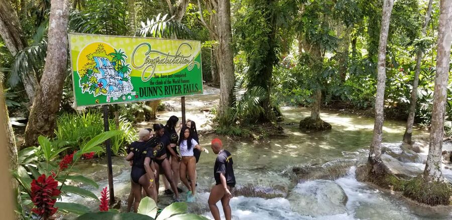 Montego Bay: River Rafting and Dunn's River Falls Day Trip - Key Highlights That Make This Day Trip Worth It