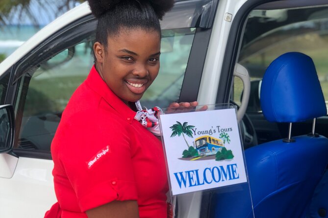 Montego Bay Roundtrip Luxury Transfer with Lounge Access - Key things to know before you go