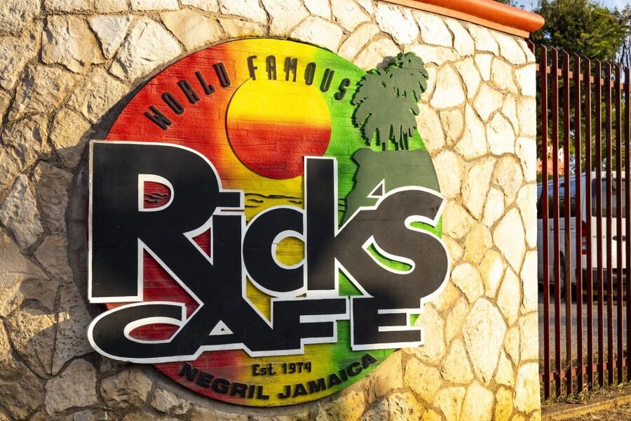 Montego Bay: Seven Miles Beach and Rick's Café Sunset View - Price and value, plus the pickup reliability factor