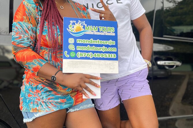 Montego Bay Sightseeing Tour and Souvenir Shopping - Guides and safety: what the best feedback centers on