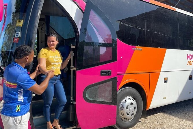 MontegoBay Airport to Ocho Rios: One way/Round Trip cheap Shuttle - Getting to Sangster International Airport With Fewer Headaches