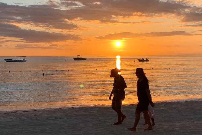 Negril Experience 1- 4 Persons - Rick’s Cafe Photos, Safety, and Staying on Schedule