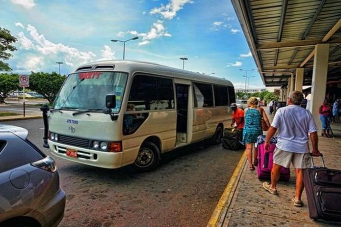 Negril Hotels Transfers to Montego Bay Airport - The ride itself: A/C comfort plus rest stops that actually help