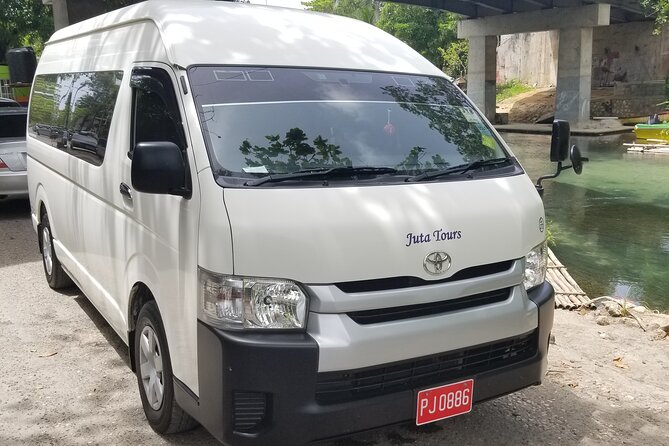 Negril Private Airport Transfer - The Ride to Negril: Air-Conditioning and Direct Comfort