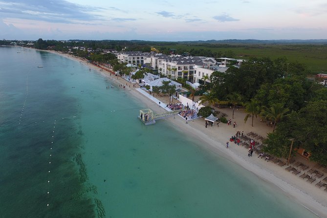 Negril's 7 miles Beach and Rick's Café - Key things to know before you go