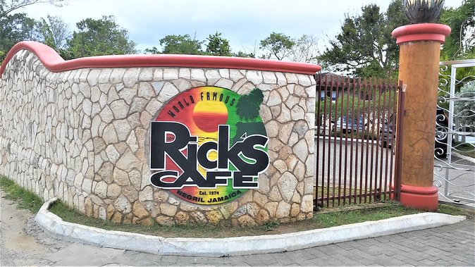 Negril Sunset Trip to Rick's Cafe from Montego Bay and Grand Palladium - If Your Tour Adds Beach Time, Here’s What to Watch For