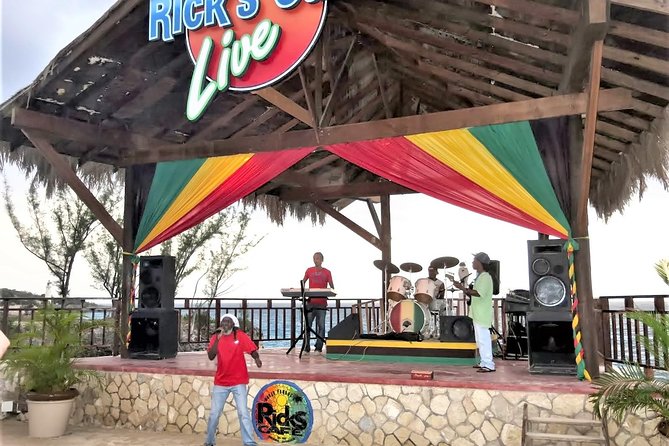 Negril Sunset Trip to Rick's Cafe from Montego Bay and Grand Palladium - Comfort, Casual Dress, and the Practical Stuff That Helps