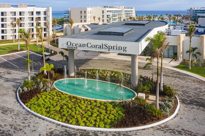 Ocean Coral Spring Private Airport Transfer - The 50-Minute Ride: Comfort, Air Conditioning, and Luggage Room