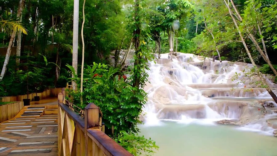 Ocho Rios Catamaran: Dunn's River, Snorkeling & Open Bar - Key Points Before You Go