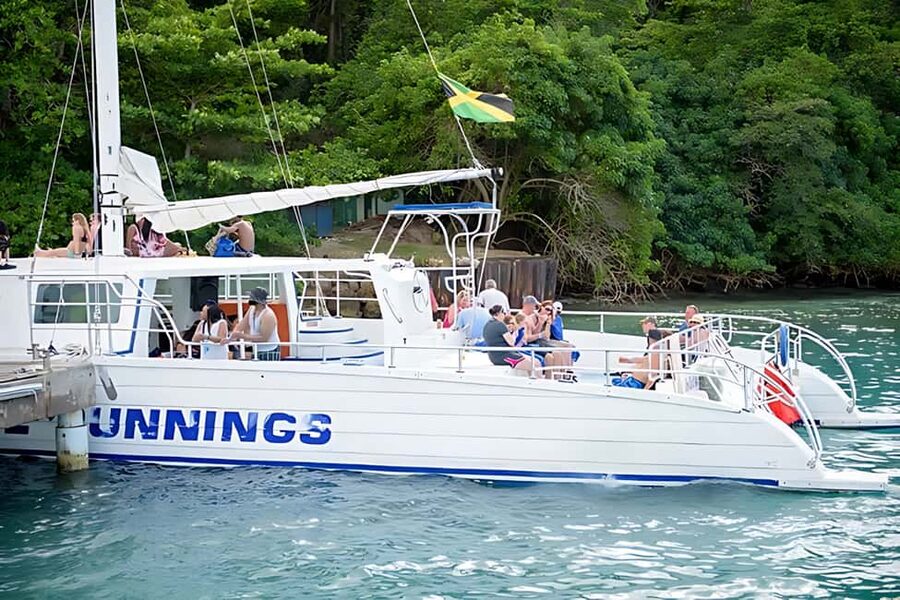 Ocho Rios Catamaran: Dunn's River, Snorkeling & Open Bar - Who This Tour Fits Best, and Who Should Pass