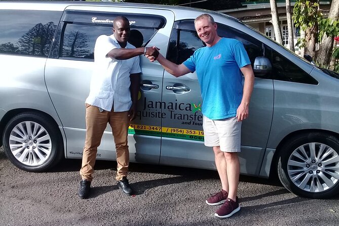 Ocho Rios Hotels Transfer Between Montego Bay Airport (MBJ) - The timing that saves you stress, meet-and-greet arrivals and early lobby pickups