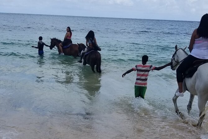 Ocho Rios Private Horse Riding, River Tubing and Rafting[Entry fee not included] - Horseback riding, then tubing: how the day stays balanced