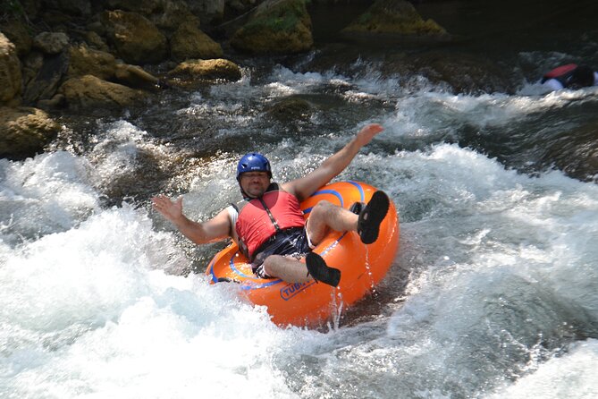 Ocho Rios: Waterfalls, River Tubing, and Beach Adventure - Guides, Service, and the Small-Group Advantage