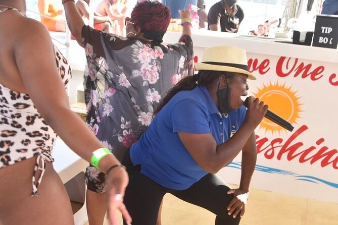 Party Catamaran: OpenBar, Music, Negril Beach, Caves, Snorkeling - Price and Value: Is $90 a Good Deal for an Open-Bar Catamaran?