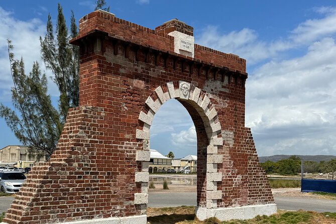 Port Royal (UNESCO World Heritage site)and Downtown Kingston Tour - Getting there: pickup, timing, and what 6 to 7 hours means in real life