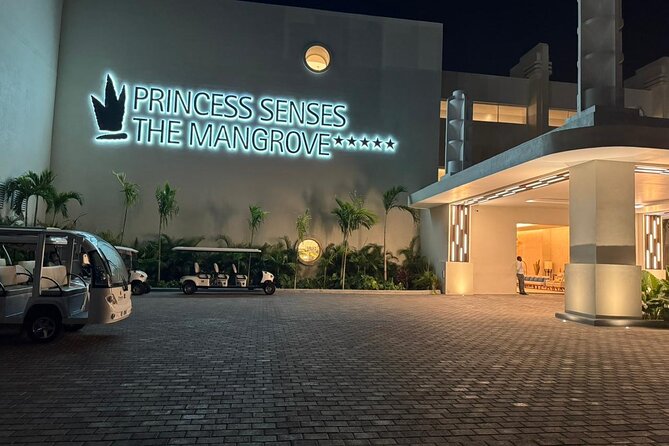 Princess Grand/Senses Mangrove Airport Transfer from Montego Bay - Pickup at Sangster International Airport: less searching, more moving
